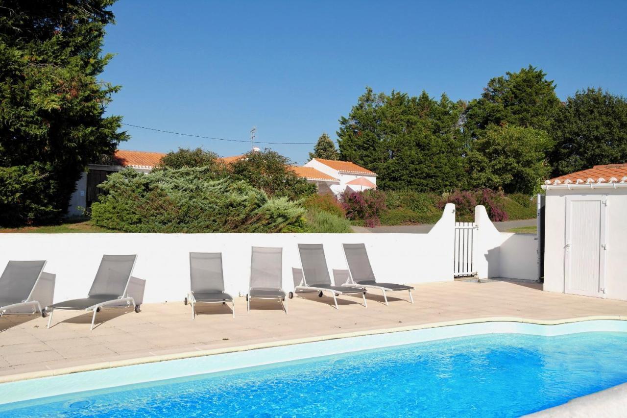 Maison Pour 4 A La Campagne Avec Piscine Commequiers Экстерьер фото